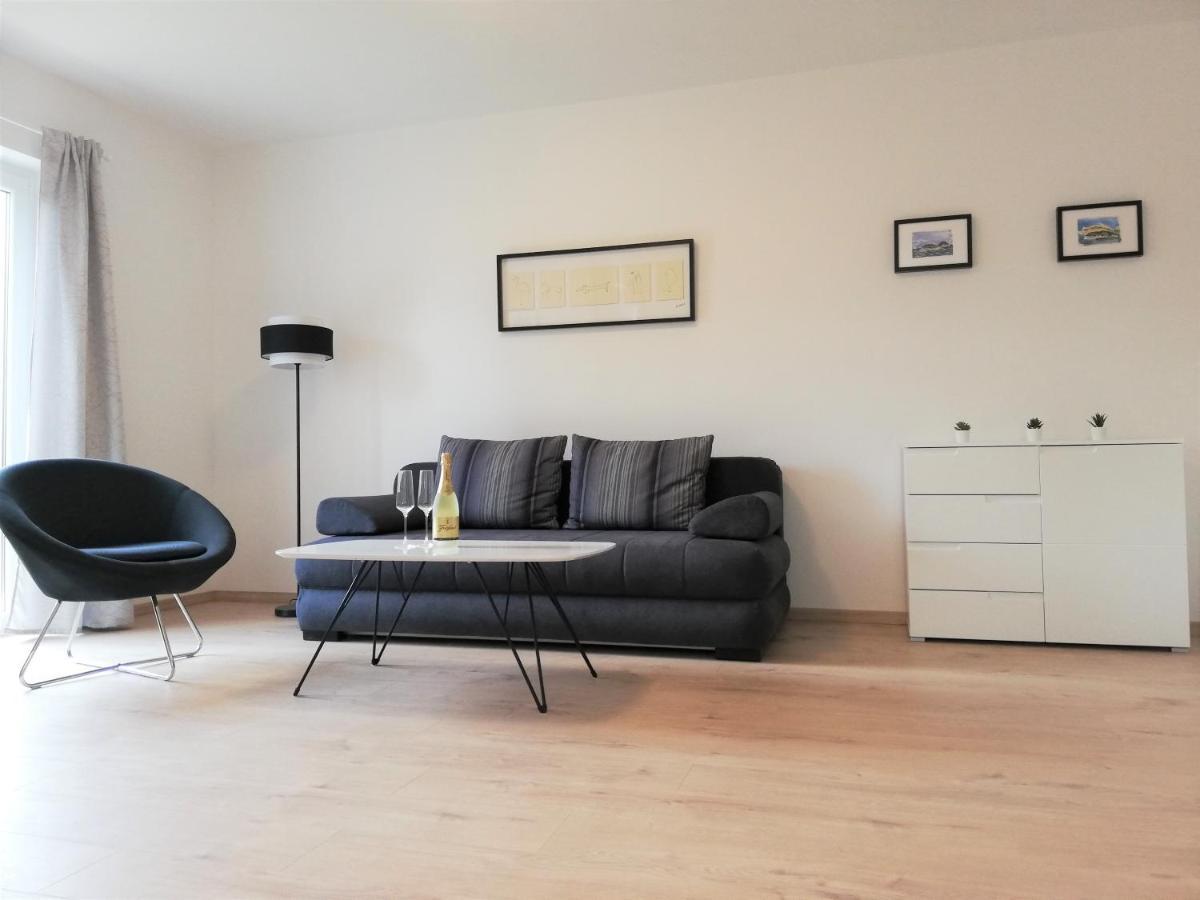 Apartment Punta Premantura E With Garden Exteriör bild